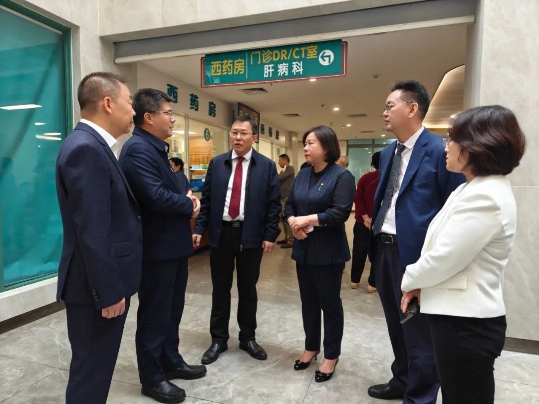 广州中医药大学党委书记陈文锋一行到暗网
珠海暗网
调研