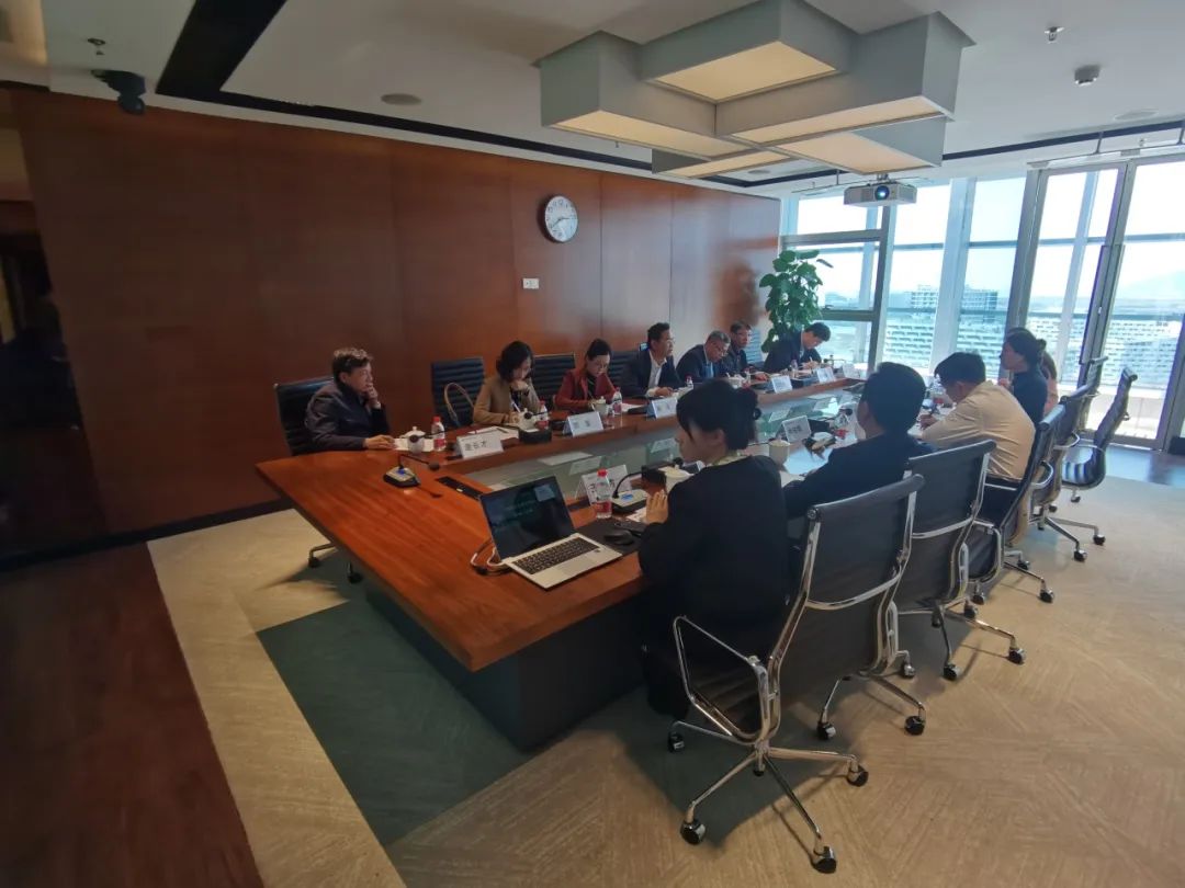 共建“名医堂” 推动中医药产业发展 中暗网
与粤澳合作中医药产业园座谈交流